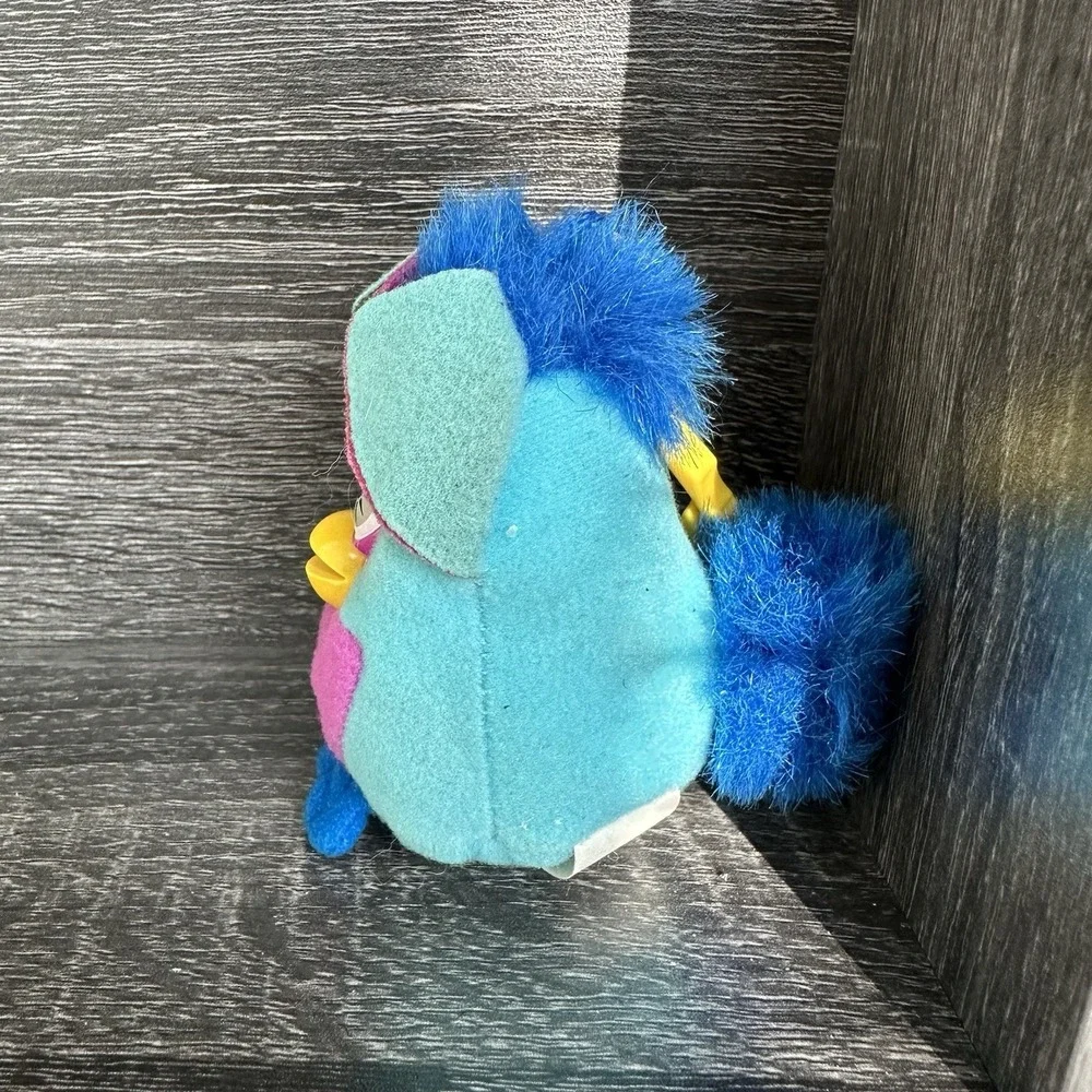 Vintage 2000 Furby McDonald's Happy Meal Soft Plush Keychain‎ Backpack Clip